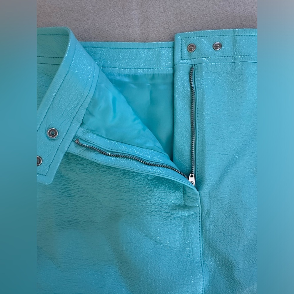 Courreges
Gonna Reedition mini vinyl skirt - Picture 9 of 13